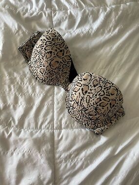 George Leopard-Print Strapless Bra in Nude and Black